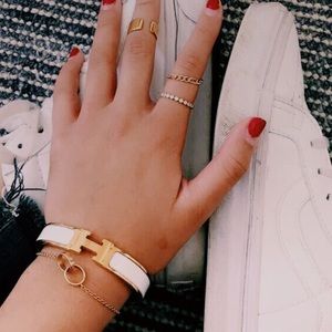 Meet your Posher, Alexa